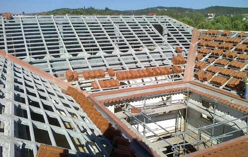 construcao edificio telhado